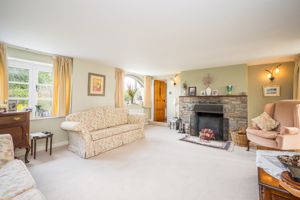 Sitting Room- click for photo gallery